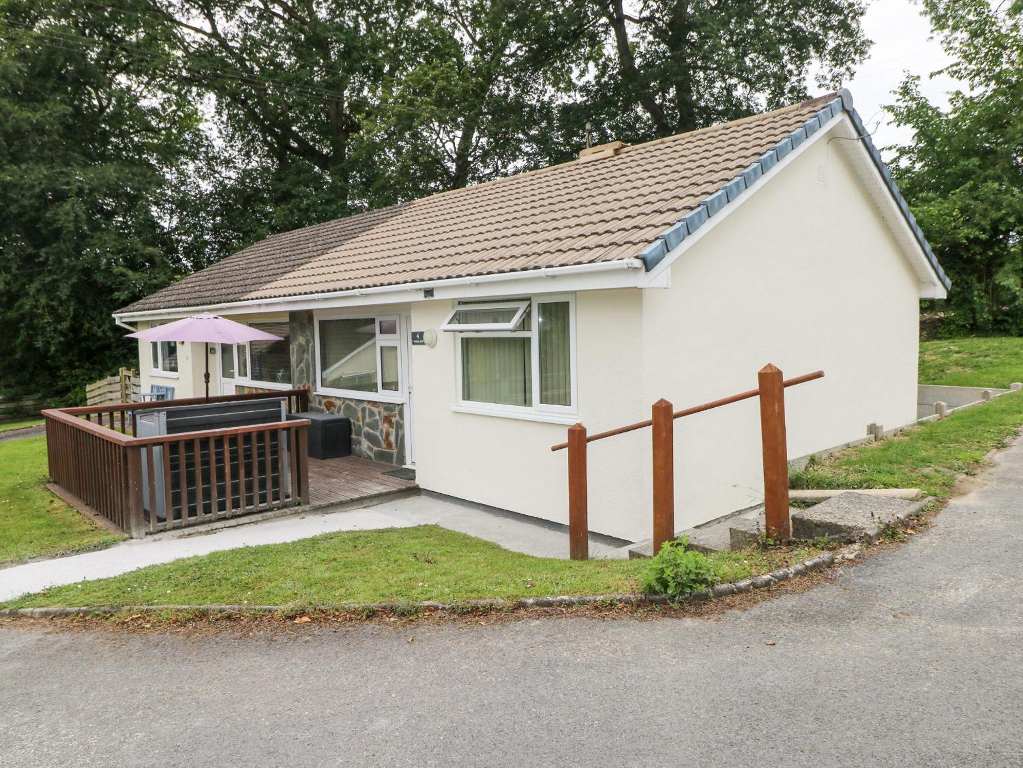 Y Bwthyn Bach Villa Аберерън Екстериор снимка