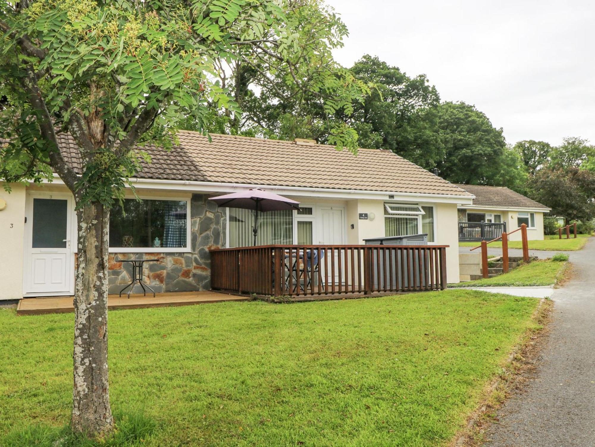 Y Bwthyn Bach Villa Аберерън Екстериор снимка